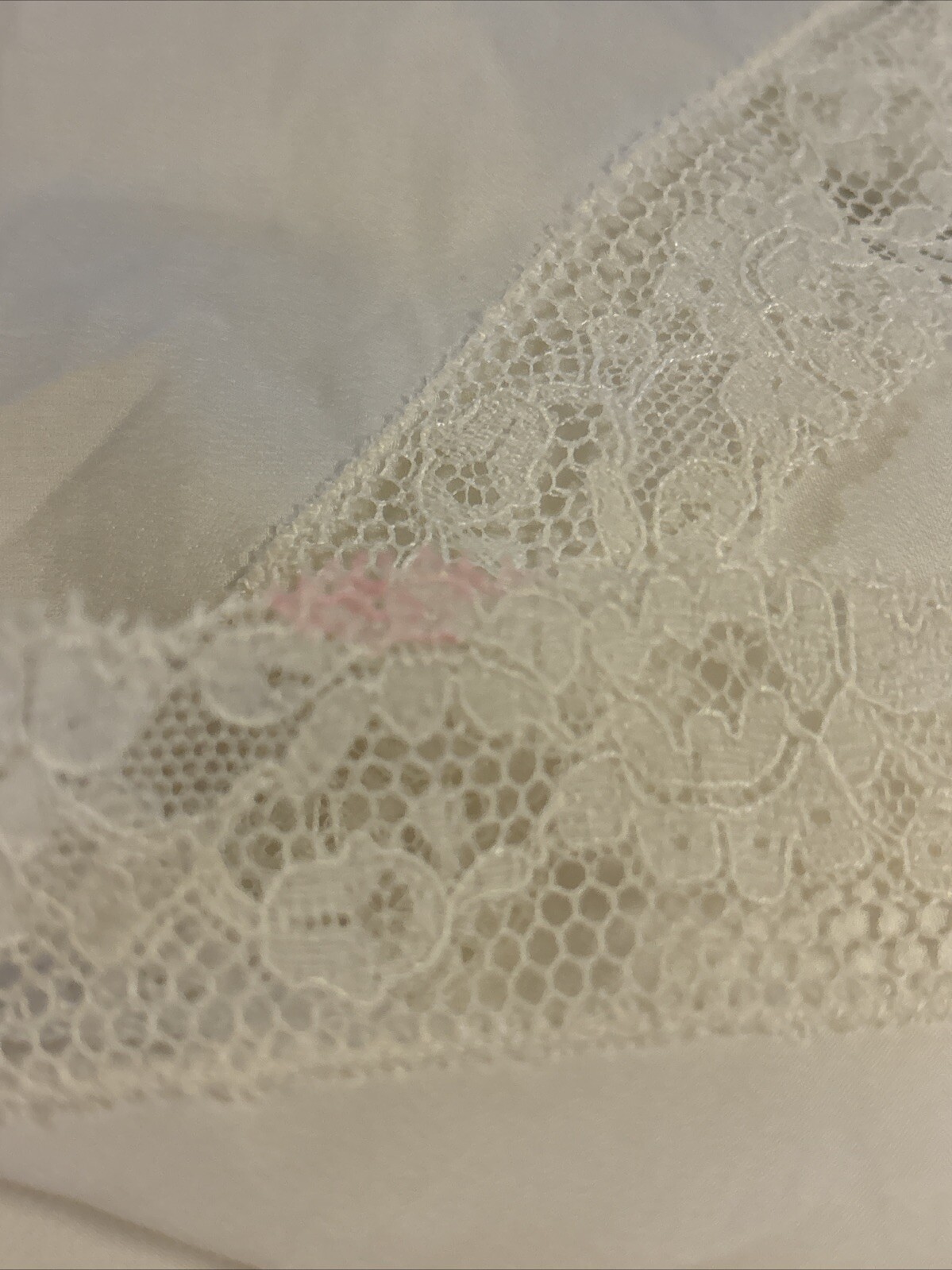 Vtg Barbizon White Lace Crepe Remarque Slip Sz 34