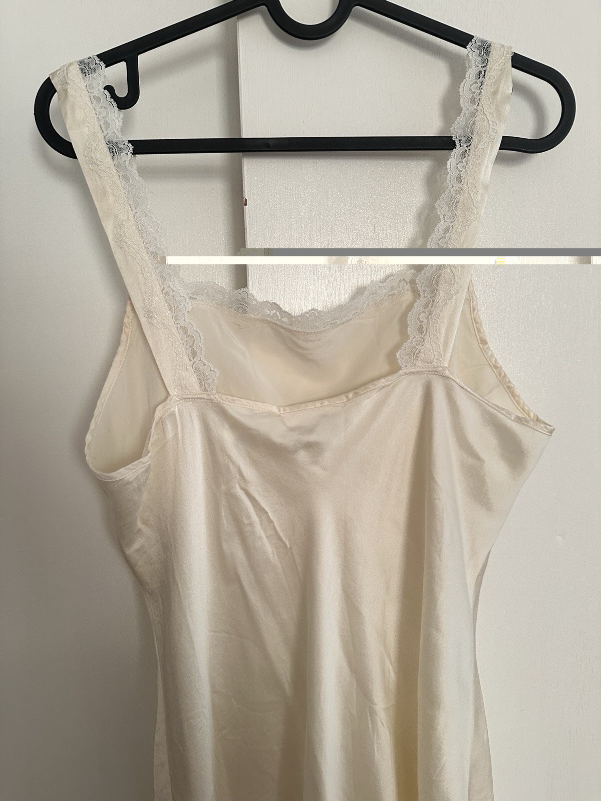 vintage-style Olga nightgown delicate lace trim Sz M 100% Silk