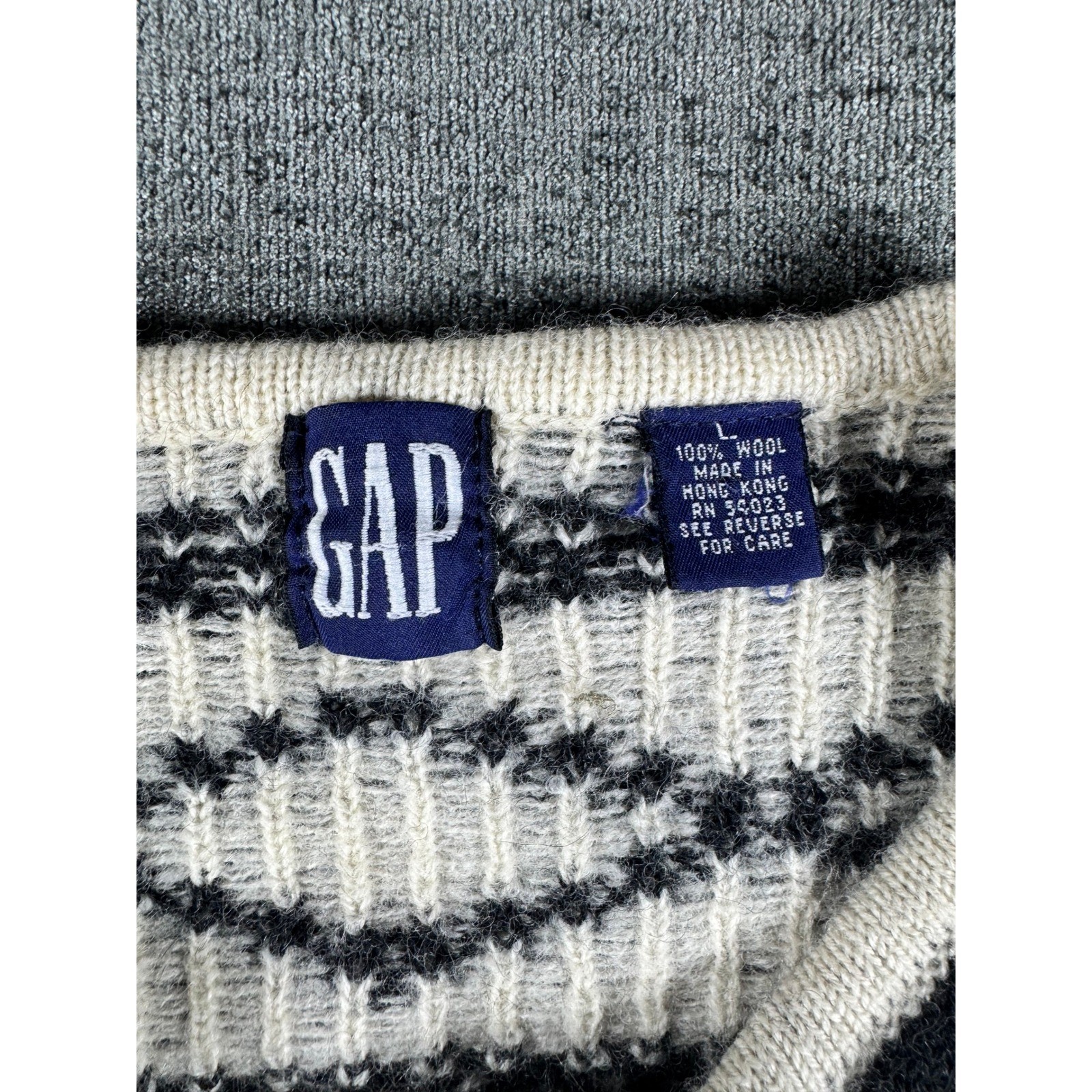 Gap Vintage 100% Wool Fair Isle Cardigan Sweater Black Cream Floral Womens Large