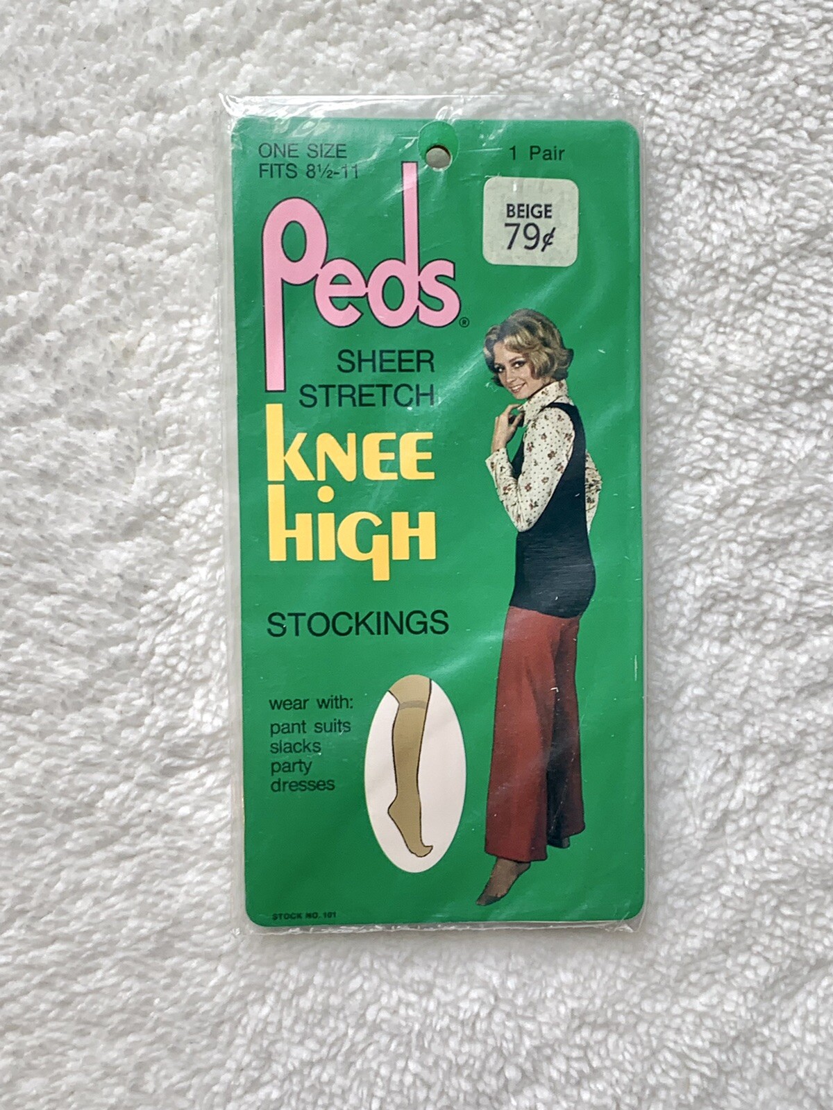 PEDS Sheer Stretch Knee High Nylon Stockings Beige 8.5-11 NIP HTF Groovy Vtg
