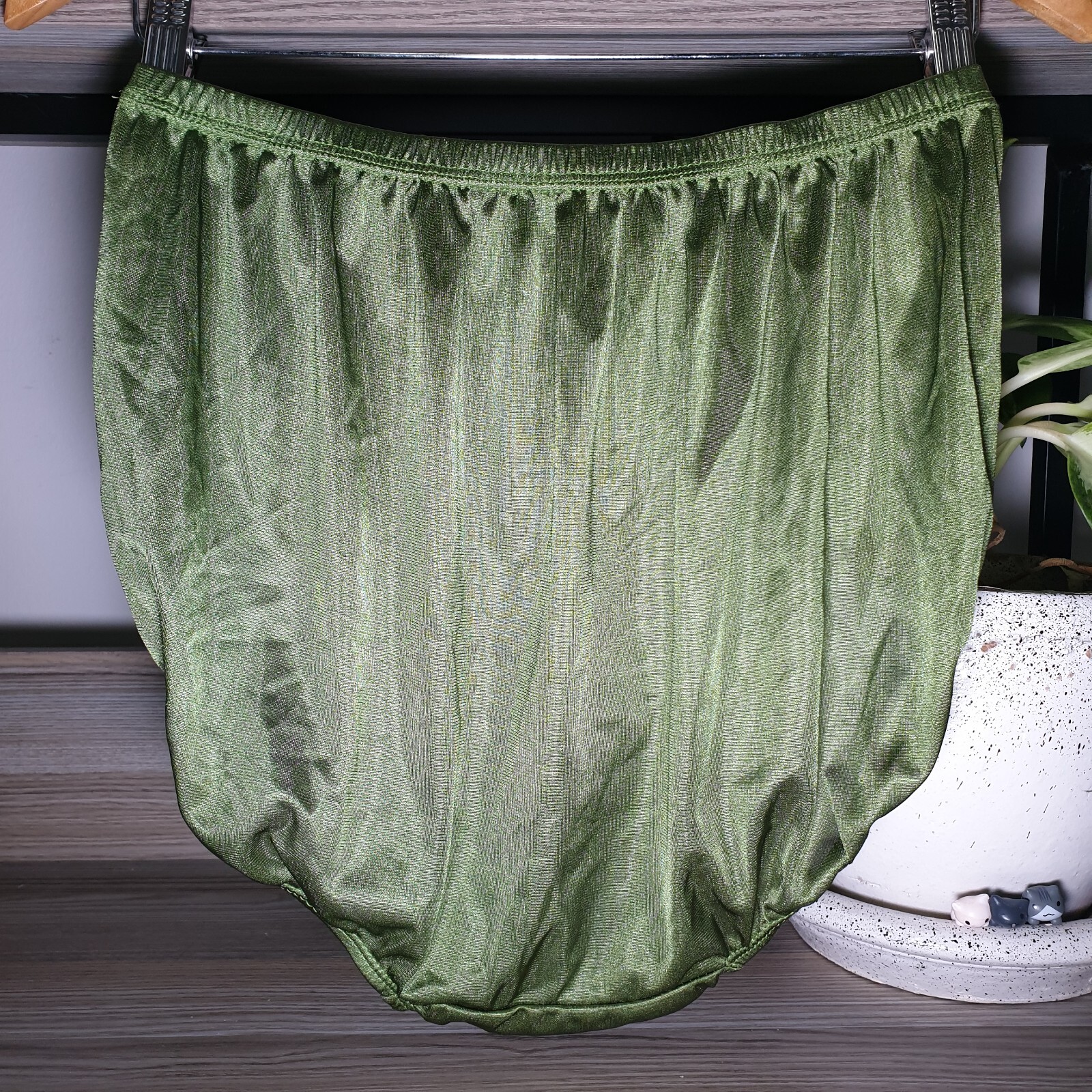 VTG Silky Nylon Panty Olive Green Granny Double Gusset Brief Sz 10-11 Hip 48-52″