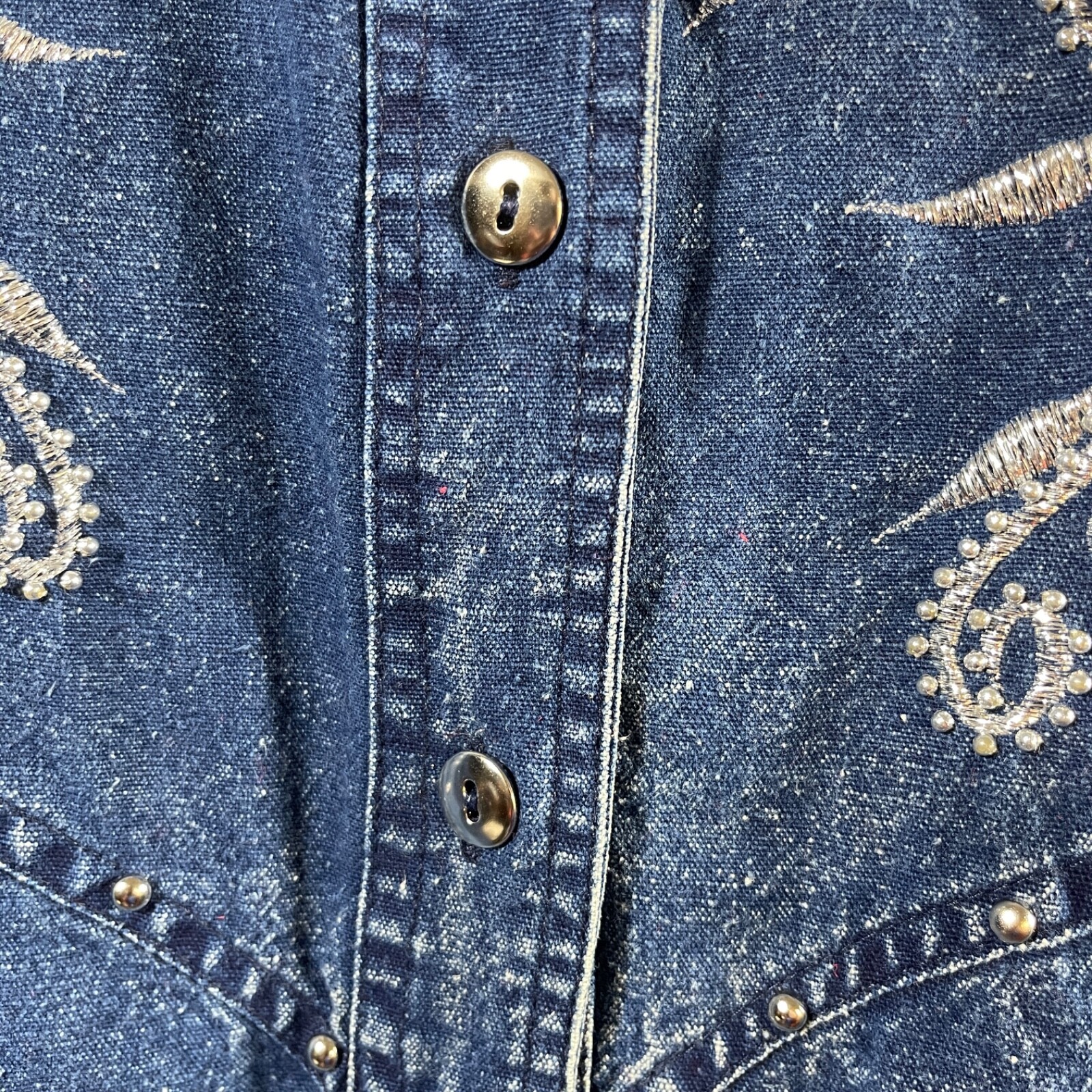VTG LICENSE Womens M Embellished Blue Denim Jacket Shirt Embroidery Bling Beads