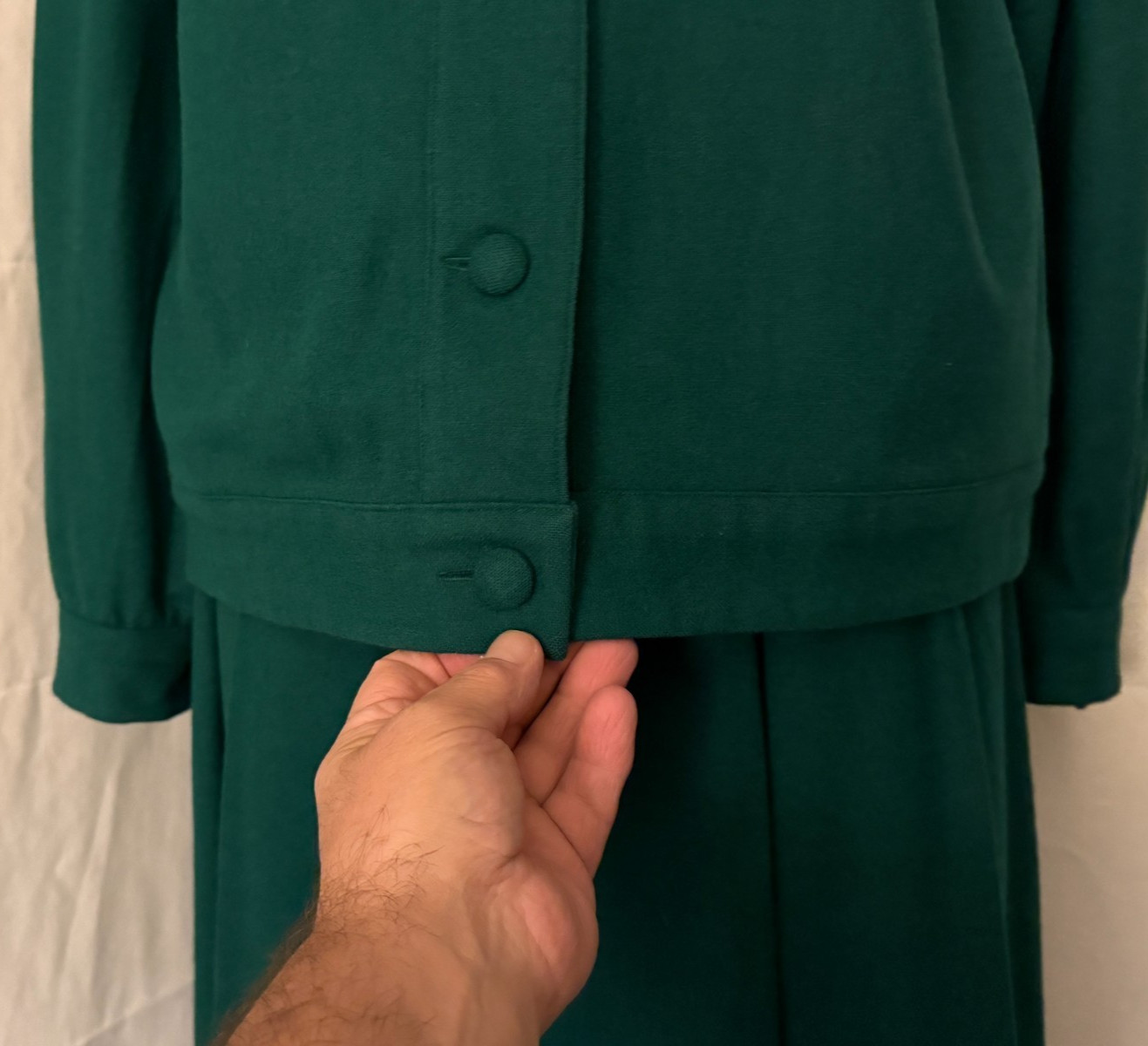 Vtg. Early 1950s GREEN WOOL FLANNEL 2 pc. SUIT, CLASSIC TAILORED, by DOLL HOUSE