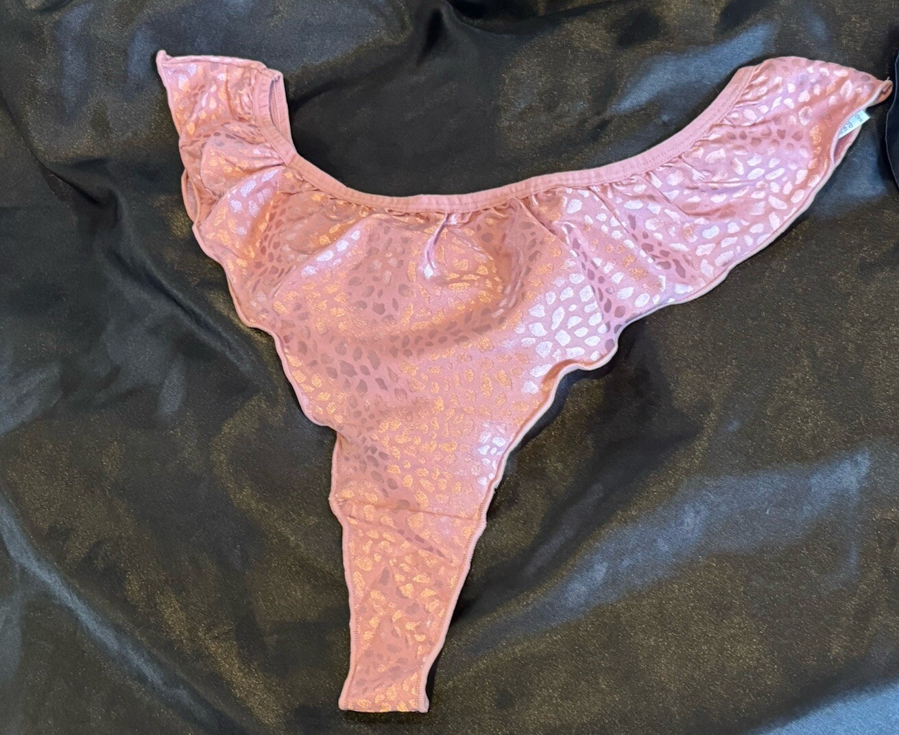 Sexy Vtg Style 1980s Satin Flutter Ruffle Rose Pink Print Thong Panties Sz XL