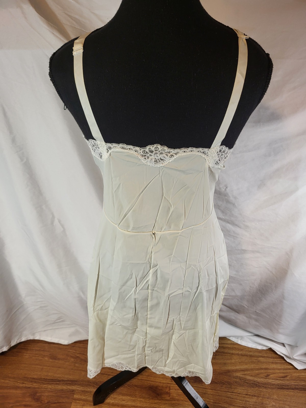 Wonder Maid 34 Full Slip Women White Vintage Nylon Lace Trim 2511