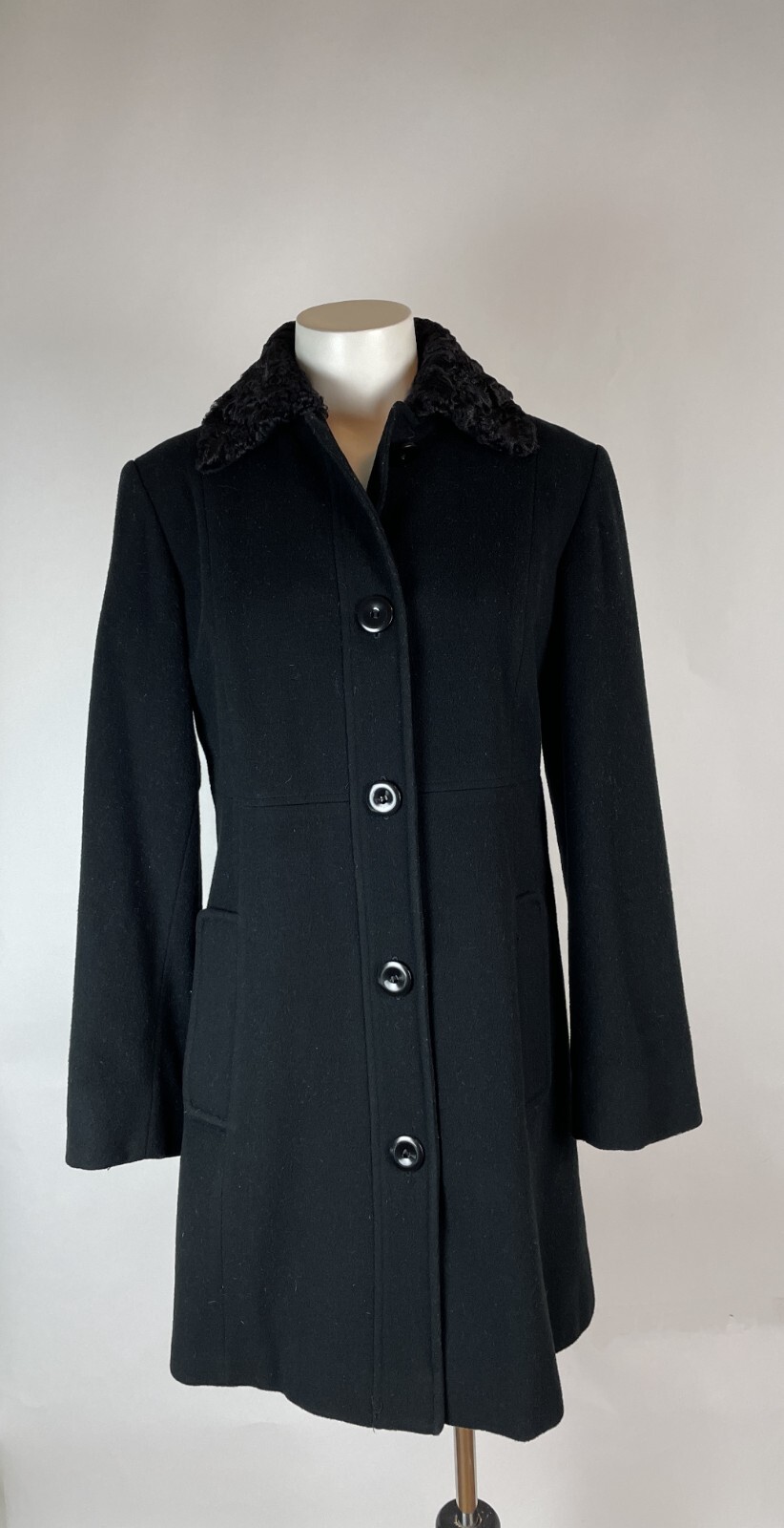 Vintage 80s SCAASI black 100% merino wool + Lamb Fur trim Heavy Coat 4, LINT