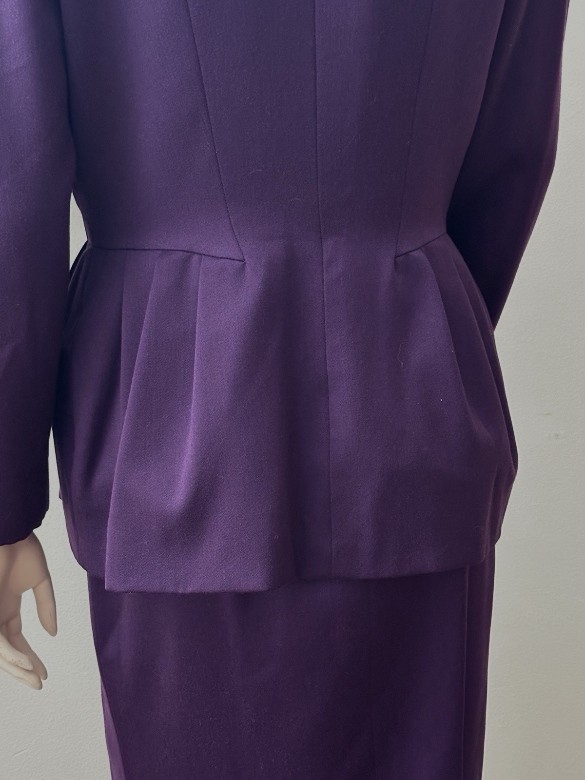 Vtg 1980’s PANCALDI & B Women’s Plum Purple Suit Italy 100% Wool Sz M/L