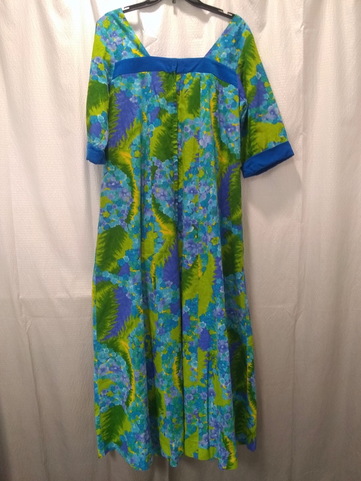 Vintage 1960’s Liberty House Hawaii Maxi Muumuu w/ Blue Velvet Accents-Pre-owned