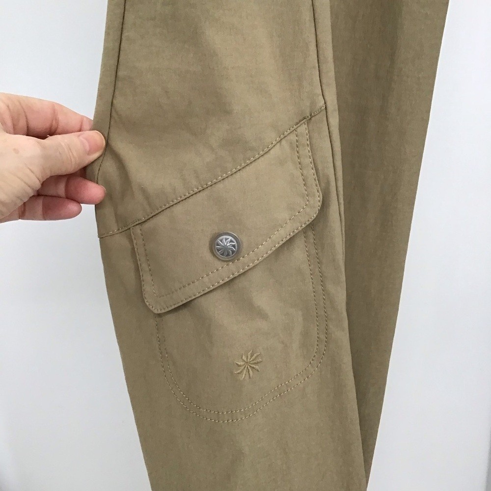 Athleta Women’s Nylon Cargo Pants Hiking Outdoor Casual Khaki Mid-Rise Size 14T