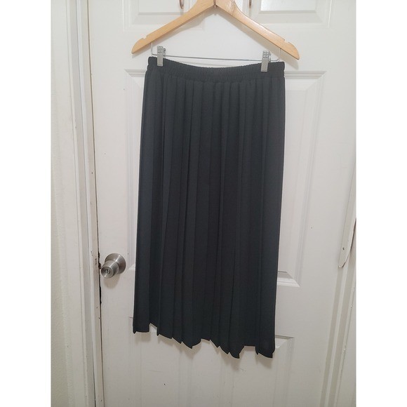 VTG Counterparts Pleated Maxi Skirt Women’s M Black Elastic Waist Casual Grunge