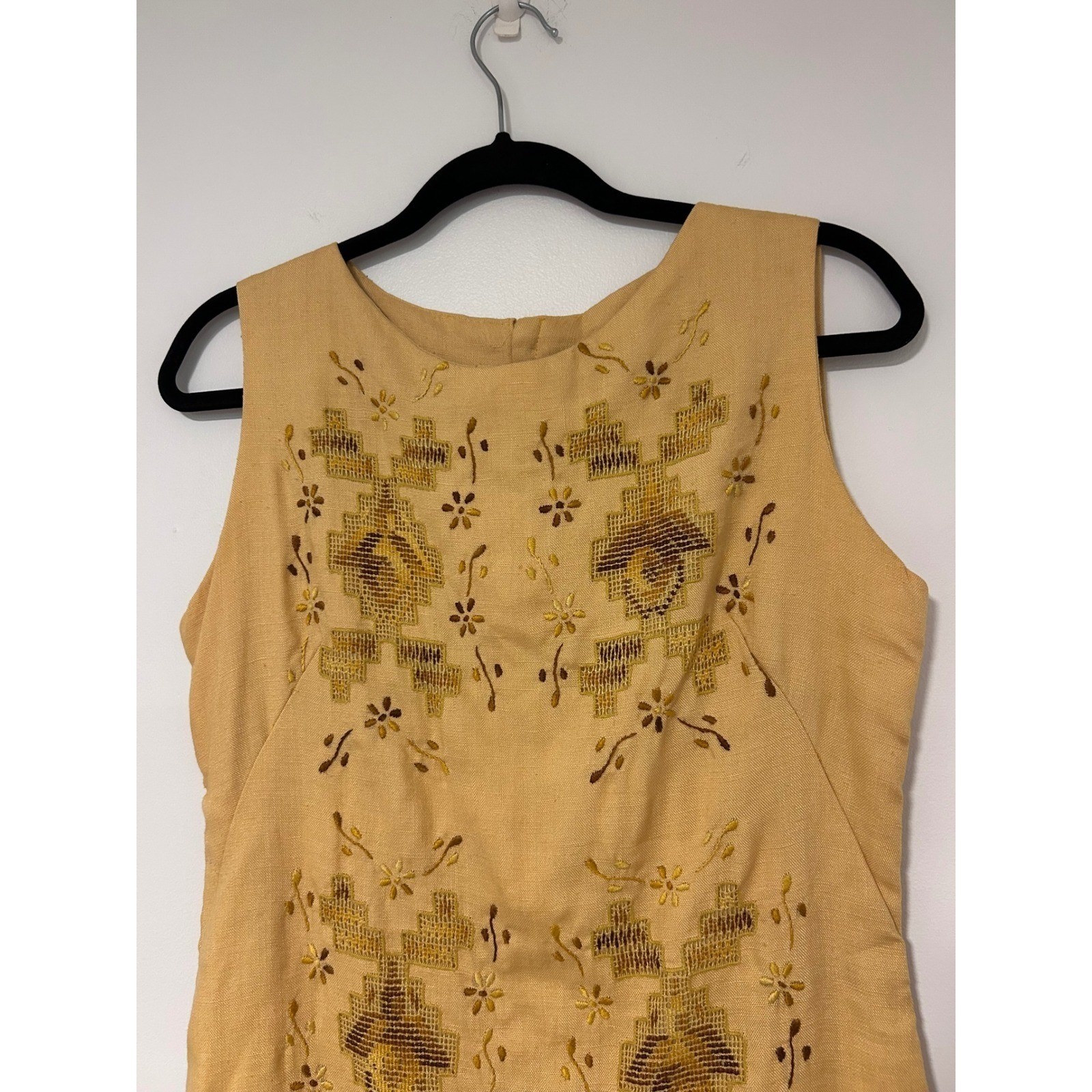 Vintage 60s Mustard Yellow Embroidered Linen Shift Dress Sleeveless Boho Mod S