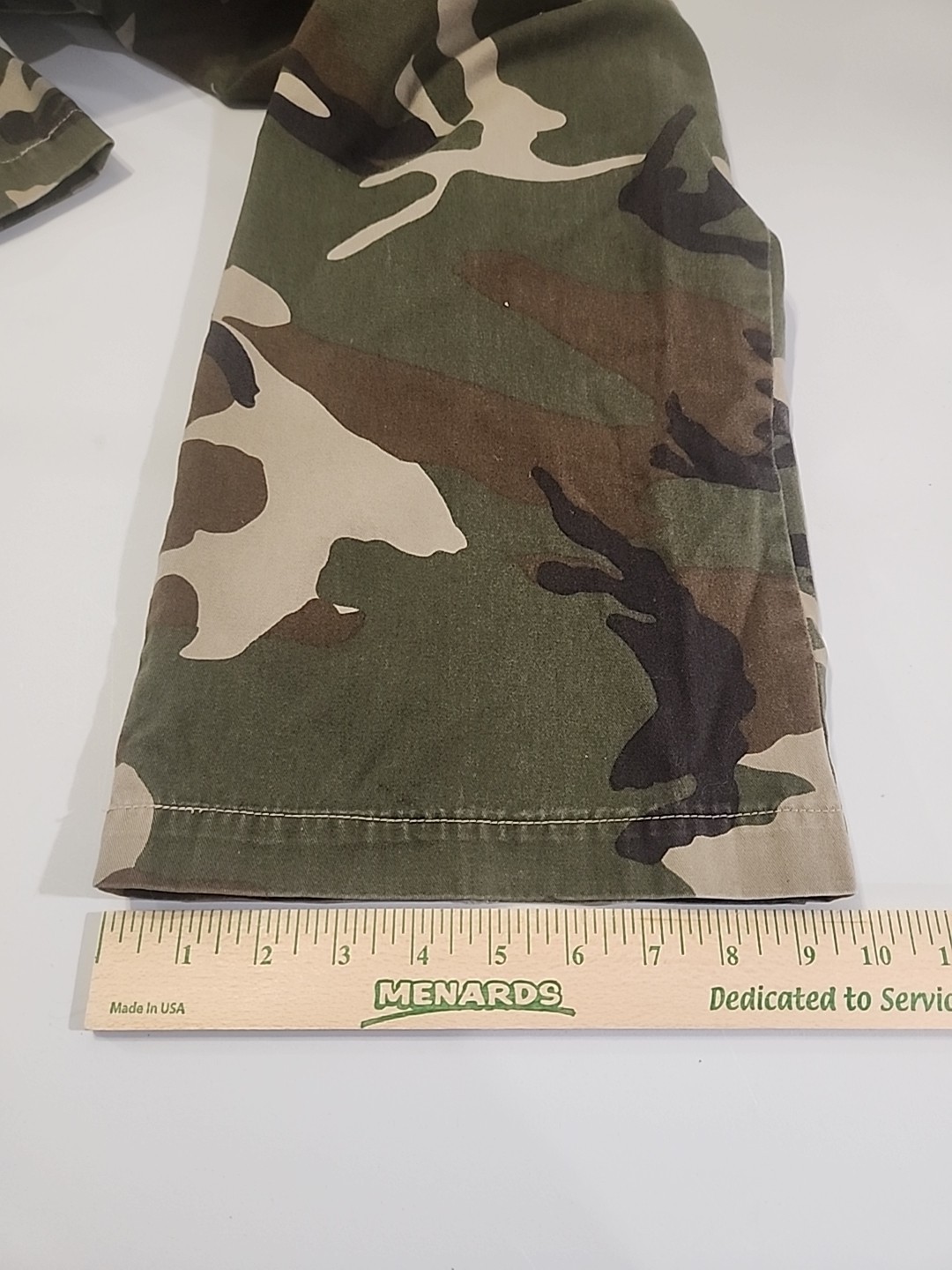 Vintage Beverly Hills B.H.D.C. Camouflage Drawstring Cargo Pants. Ladies Large