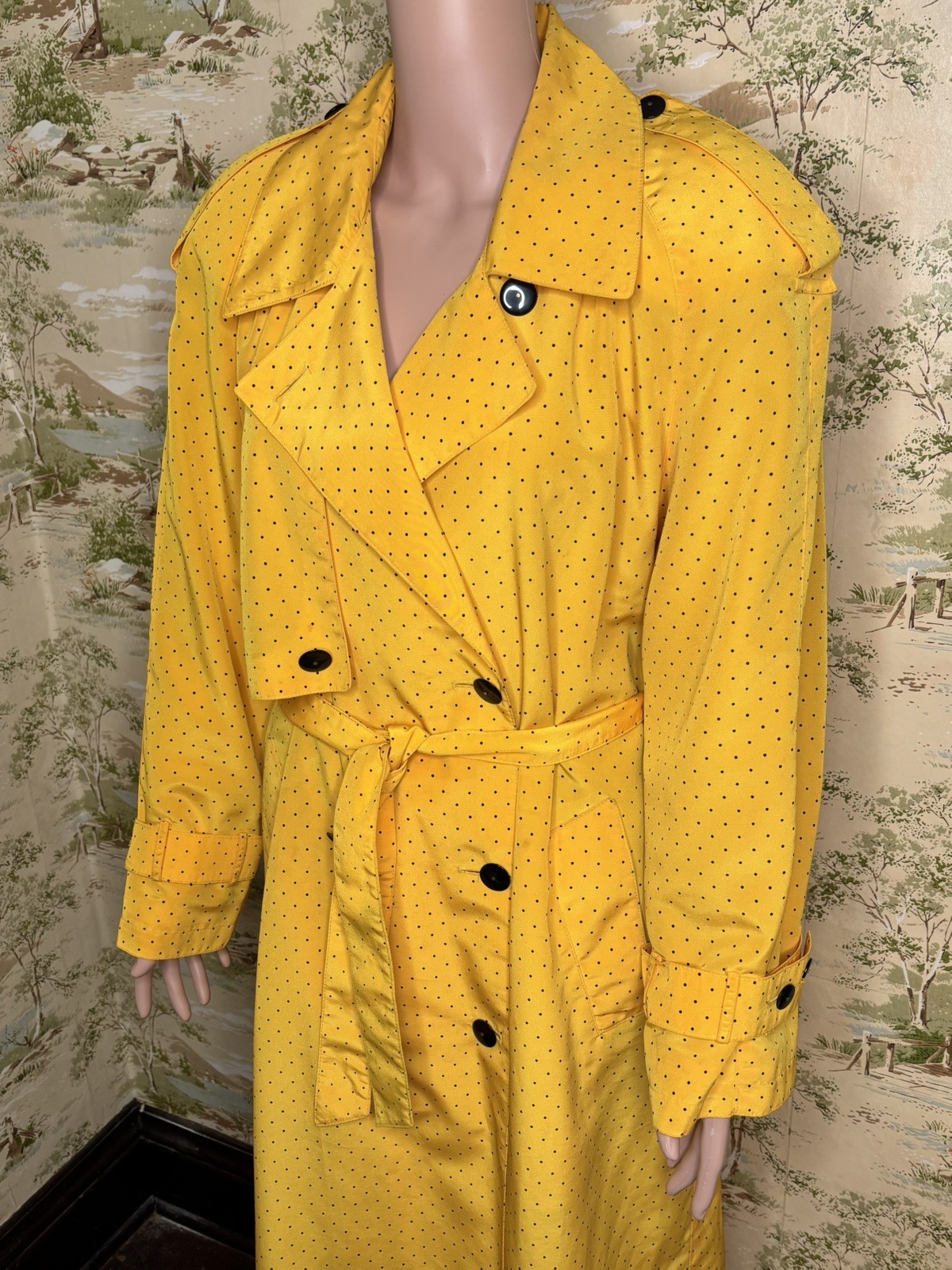 80s J Gallery Yellow Black Polka Dot Trench Coat Pleated Back Size 13/14 Vintage