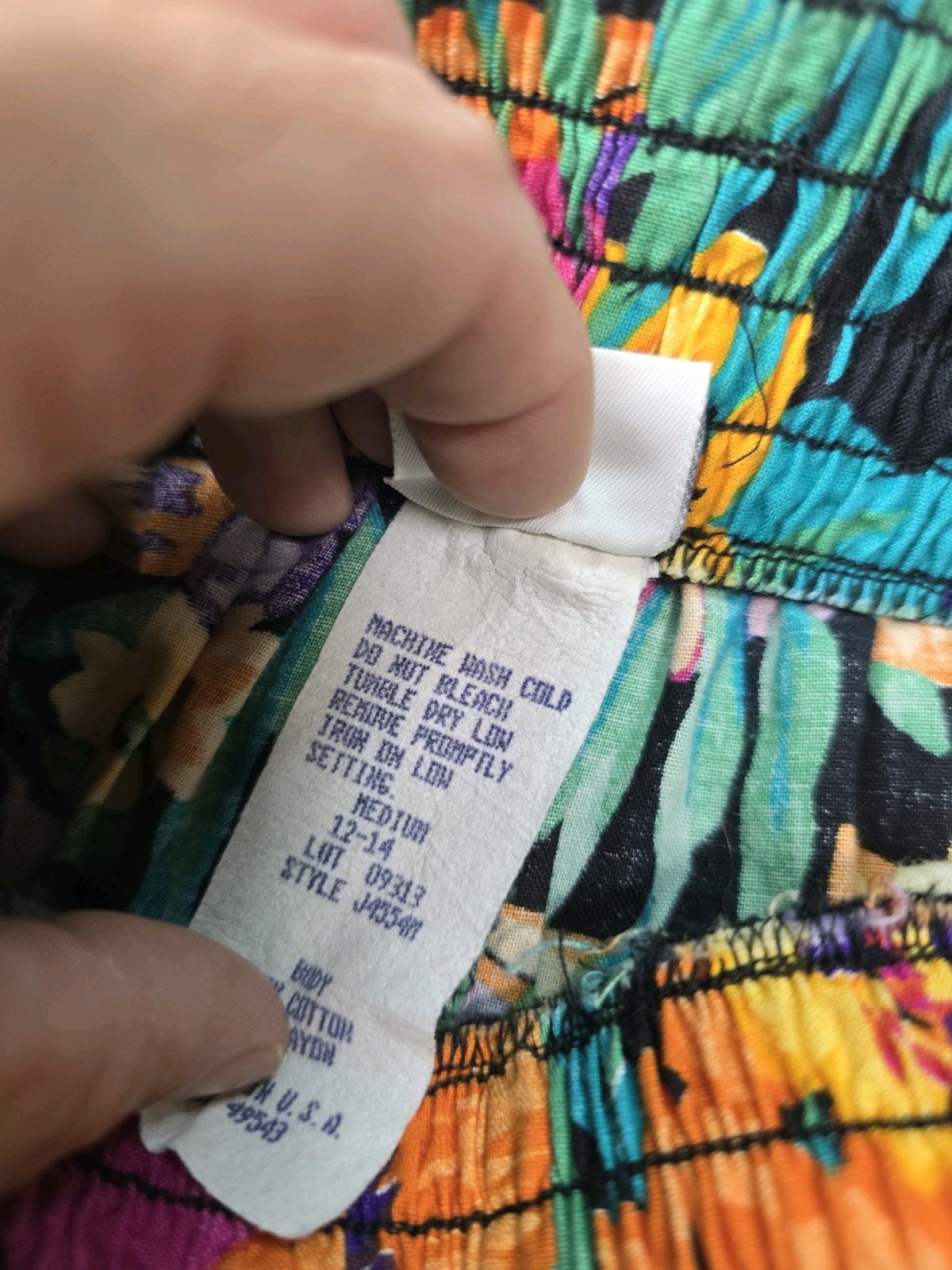 Vintage 80s Medium M Sostanza Multicolor Shorts Stretch Elastic Floral USA Beach