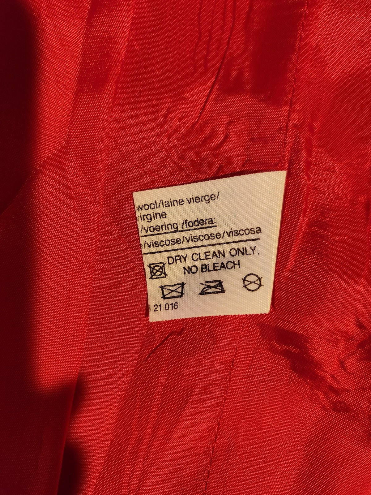 VTG. LOUIS FERAUD RED SKIRT 100% PURE NEW WOOL MADE IN W. GERMAN SIZE 10