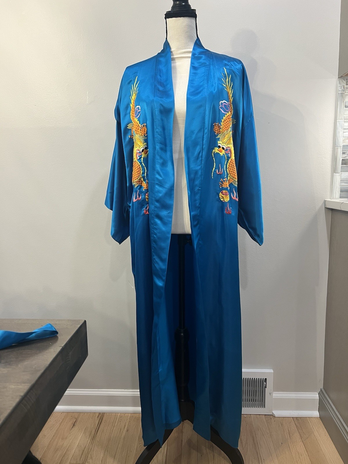 VTG EUC Golden Deer Blue Satin Robe with Dragon Embroidery pure silk SZ M