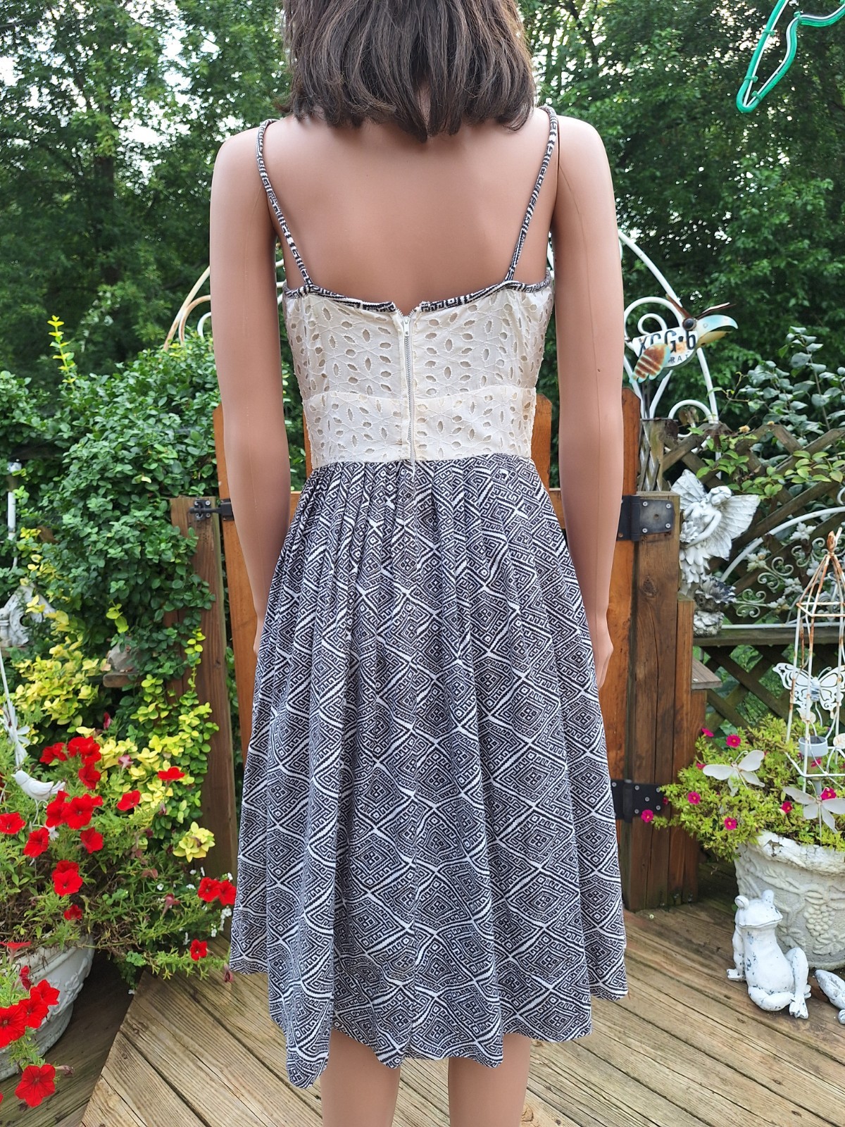 True VTG Mid-century Mod 1960s Sa’bett of California Eyelet Sundress S Dress 60s