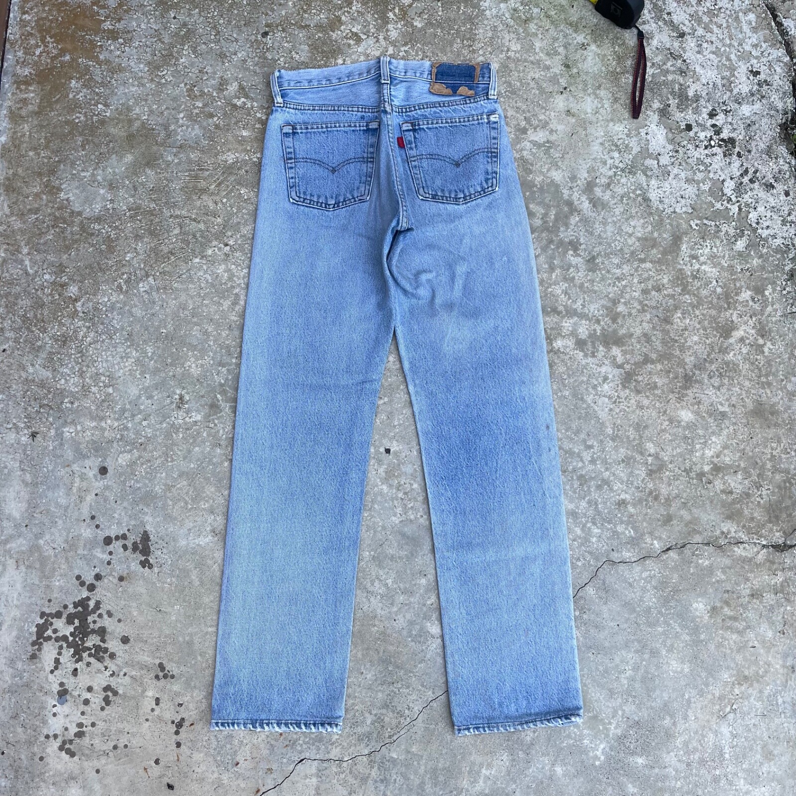 Rare Vintage 80s USA LEVI’S 501 Women Light Wash Jeans 27×29