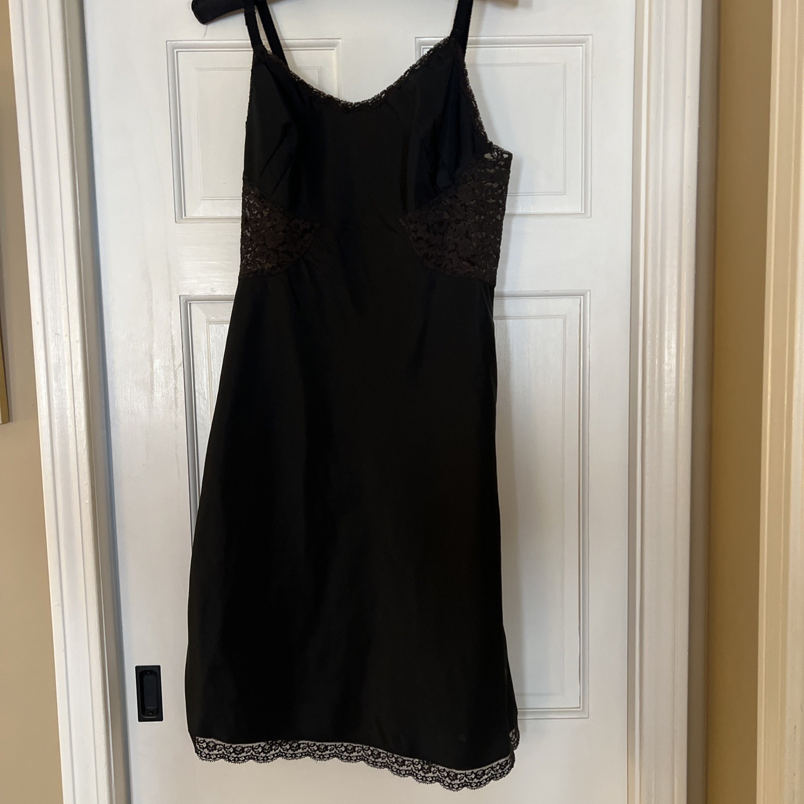 1950’s BARBIZON CONTURA Tafredda Full Slip Black W/ Stretch Lace Size 14