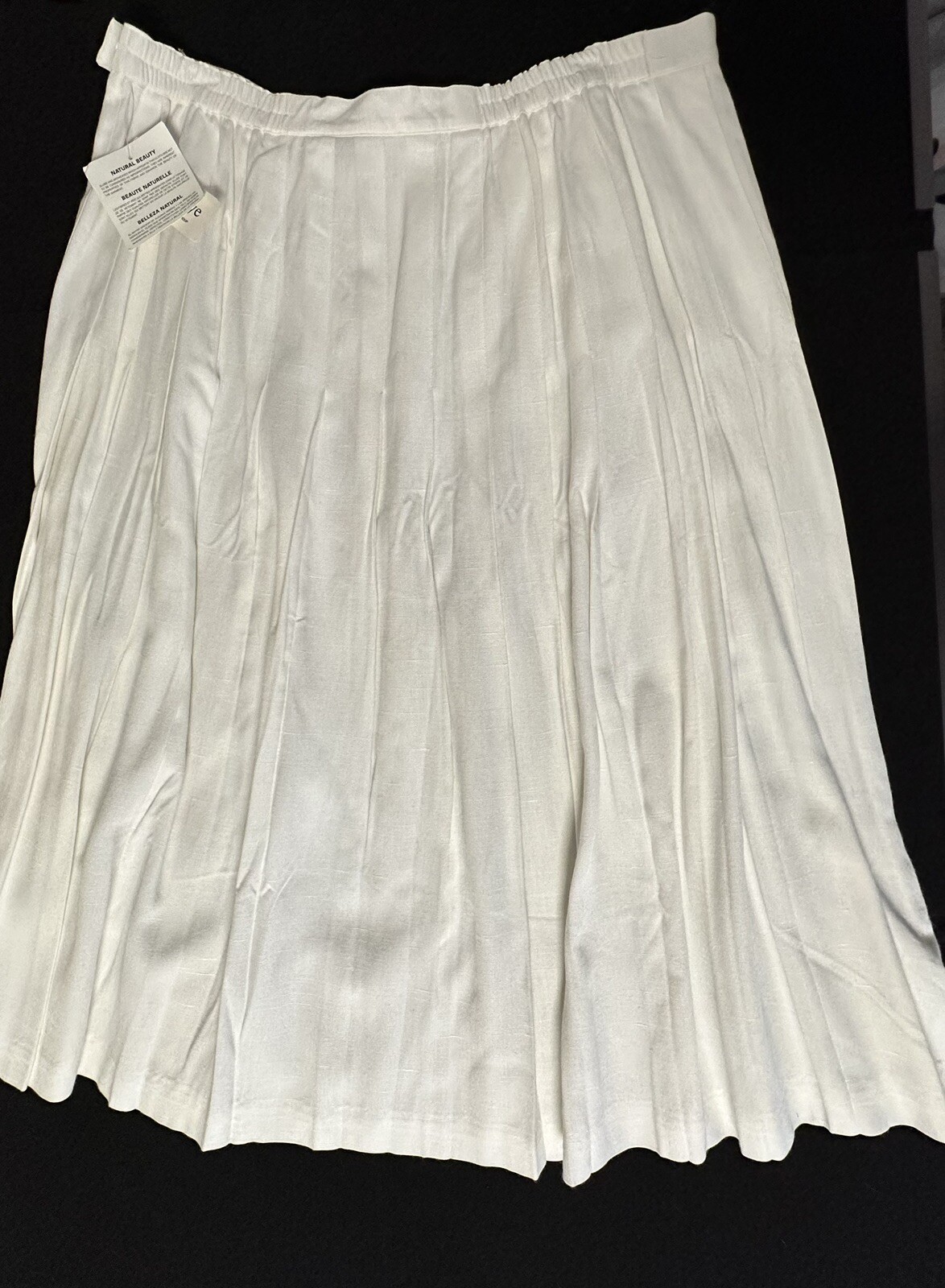 Vintage Ellen Kaye 24W Long Solid White Pleated Skirt 100% Rayon Original Tags