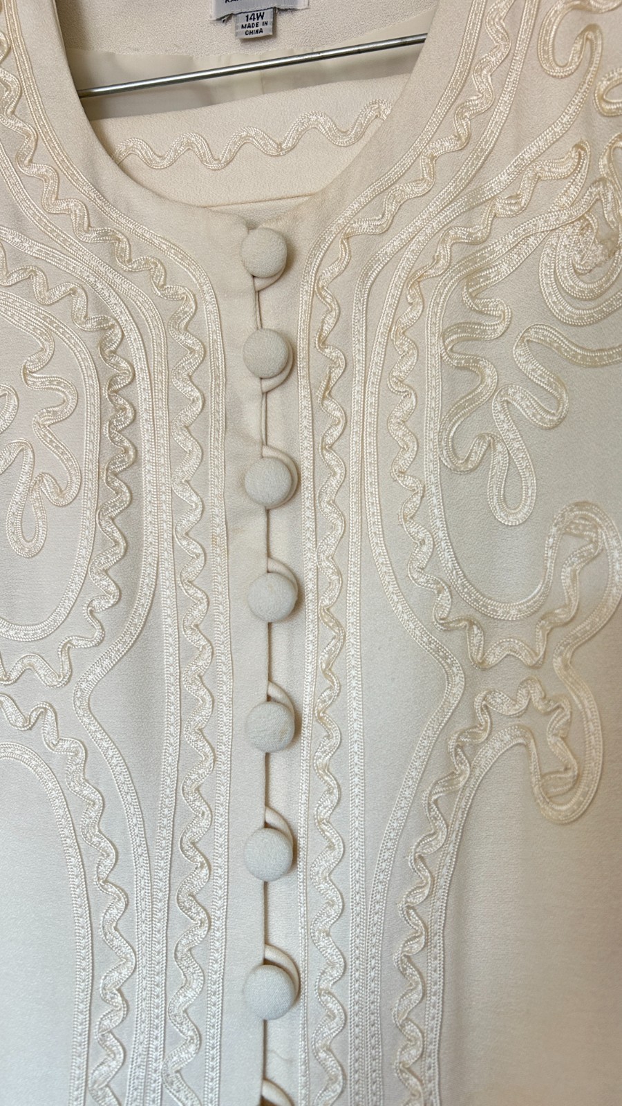 VTG R&M Richards Karen Kwong Ivory Suit Sz 14W Ivory Embroidered Bride Wedding