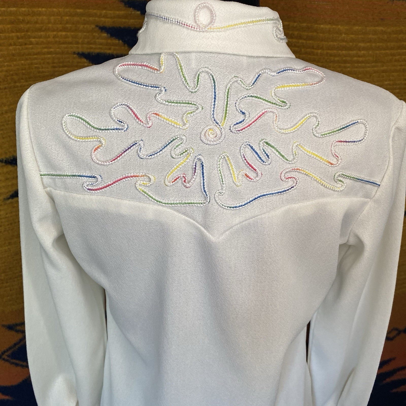 Vintage 1970’s Aldens Fashions Button Up Embroidered Button Up. Size S/M. Rare.
