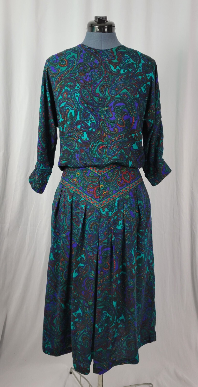 Vintage VLP Petites Green & Purple Paisley Blouson Secretary Dress SIze 8