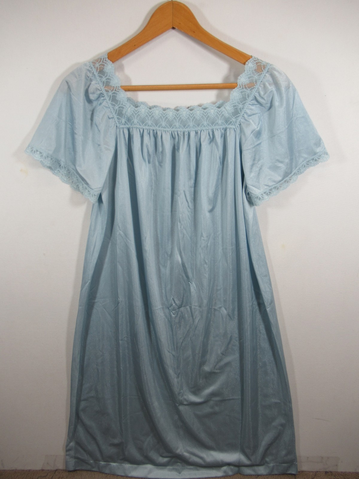 Vtg Henson Kickernick Satin Midi Nightgown Women Medium Blue Short Sleeve Nylon