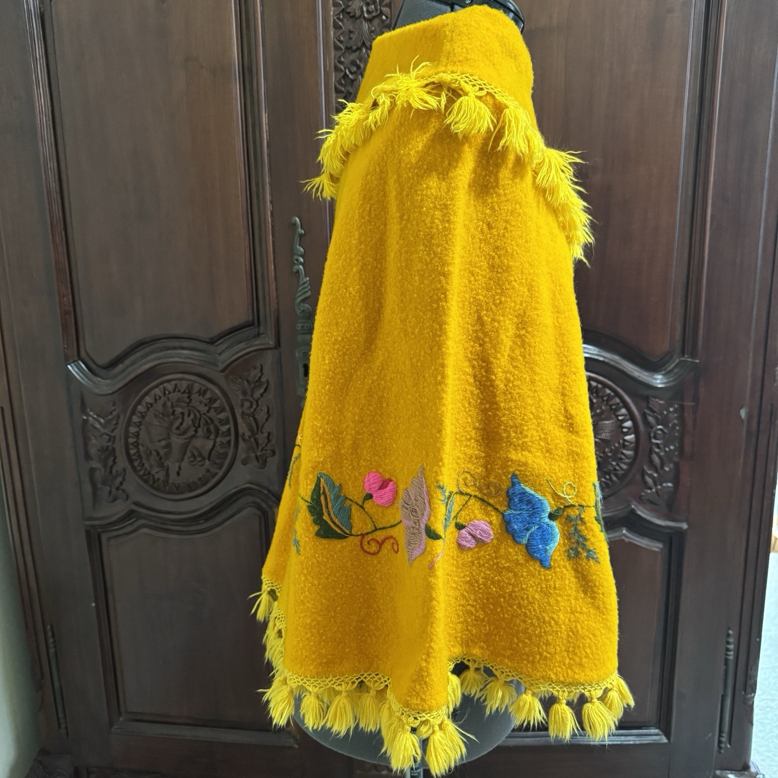 Vintage Yolanda Wool Poncho Made In Ecuador One Size Handmade
