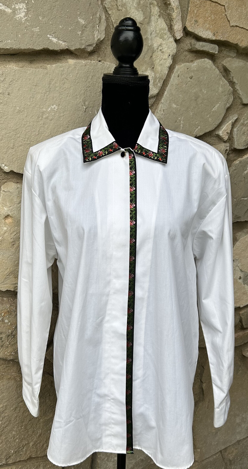Vintage Y2K Blithe Spirit Blouse Size 10 L White Long Sleeve Floral Trim Exc