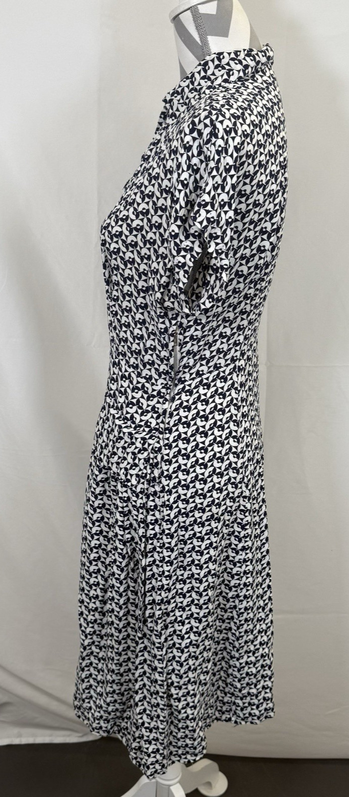 Vintage 70’s Womens Midi Dress Geometric Print Navy & White V-Neck *READ
