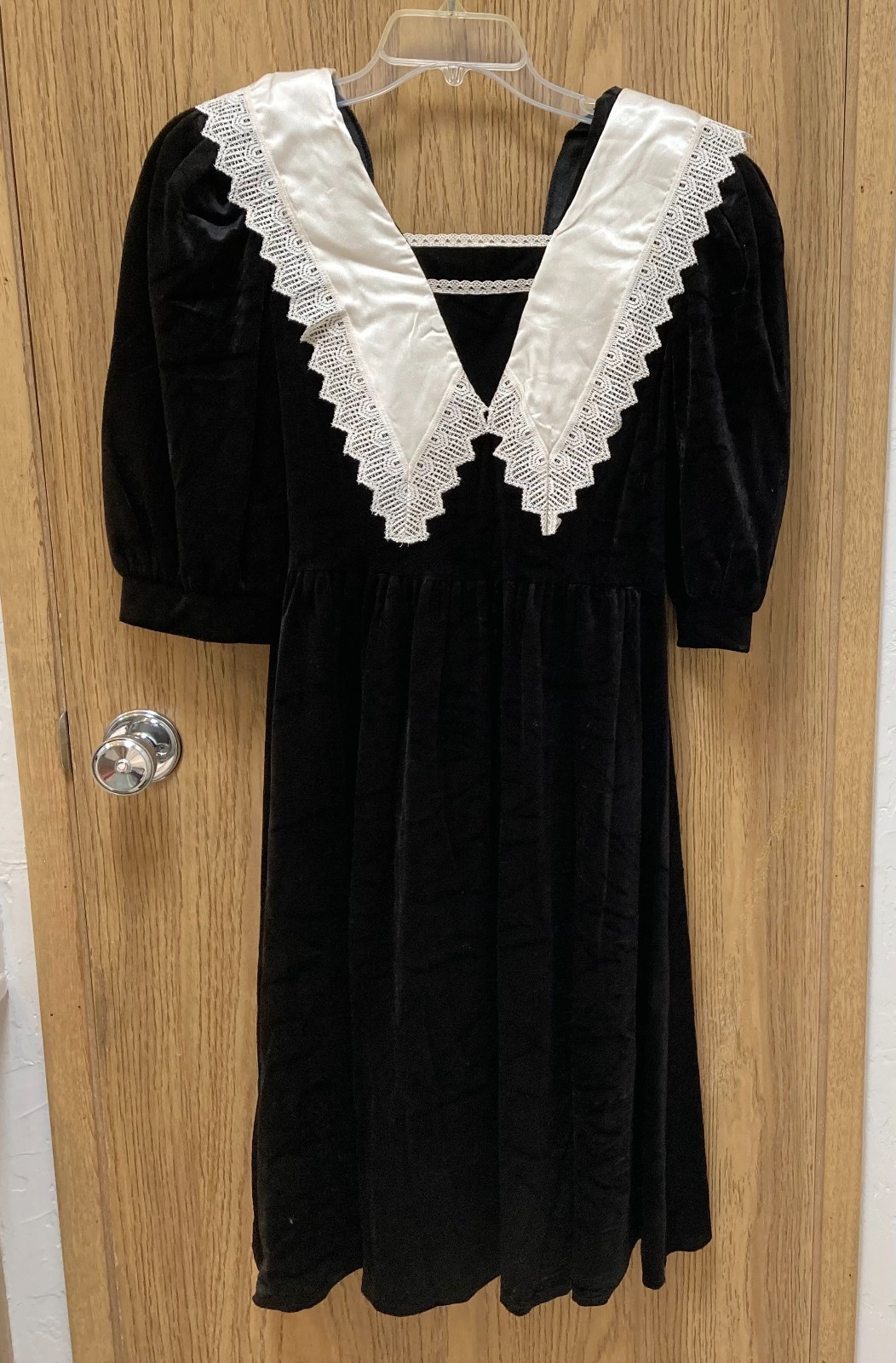 Vintage Eber San Francisco Velvet Dress Sz. 8 Wednesday Goth Lolita 1980s Church