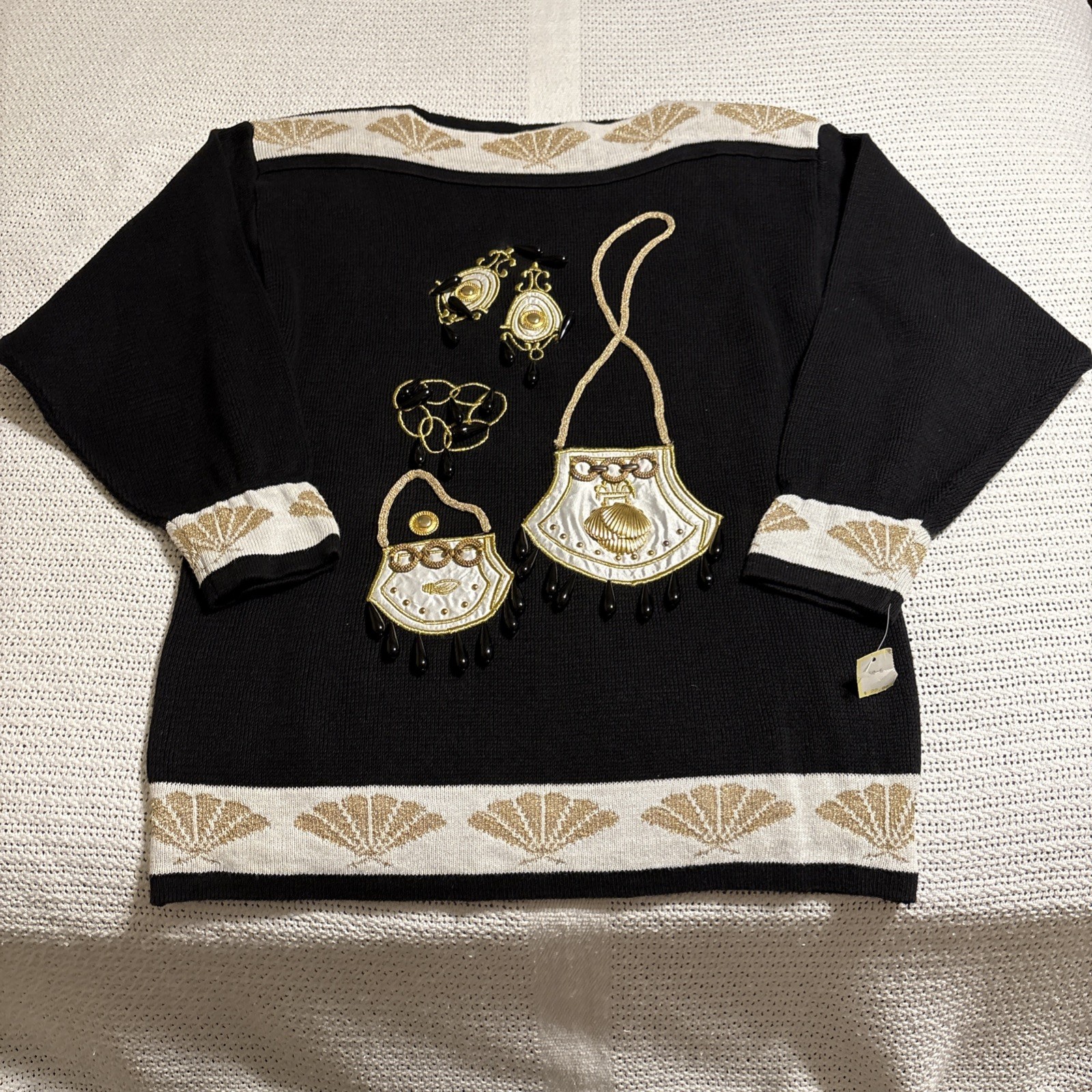 Vintage 80s Sandylo Sweater Great Condition. Black White Gold. ￼