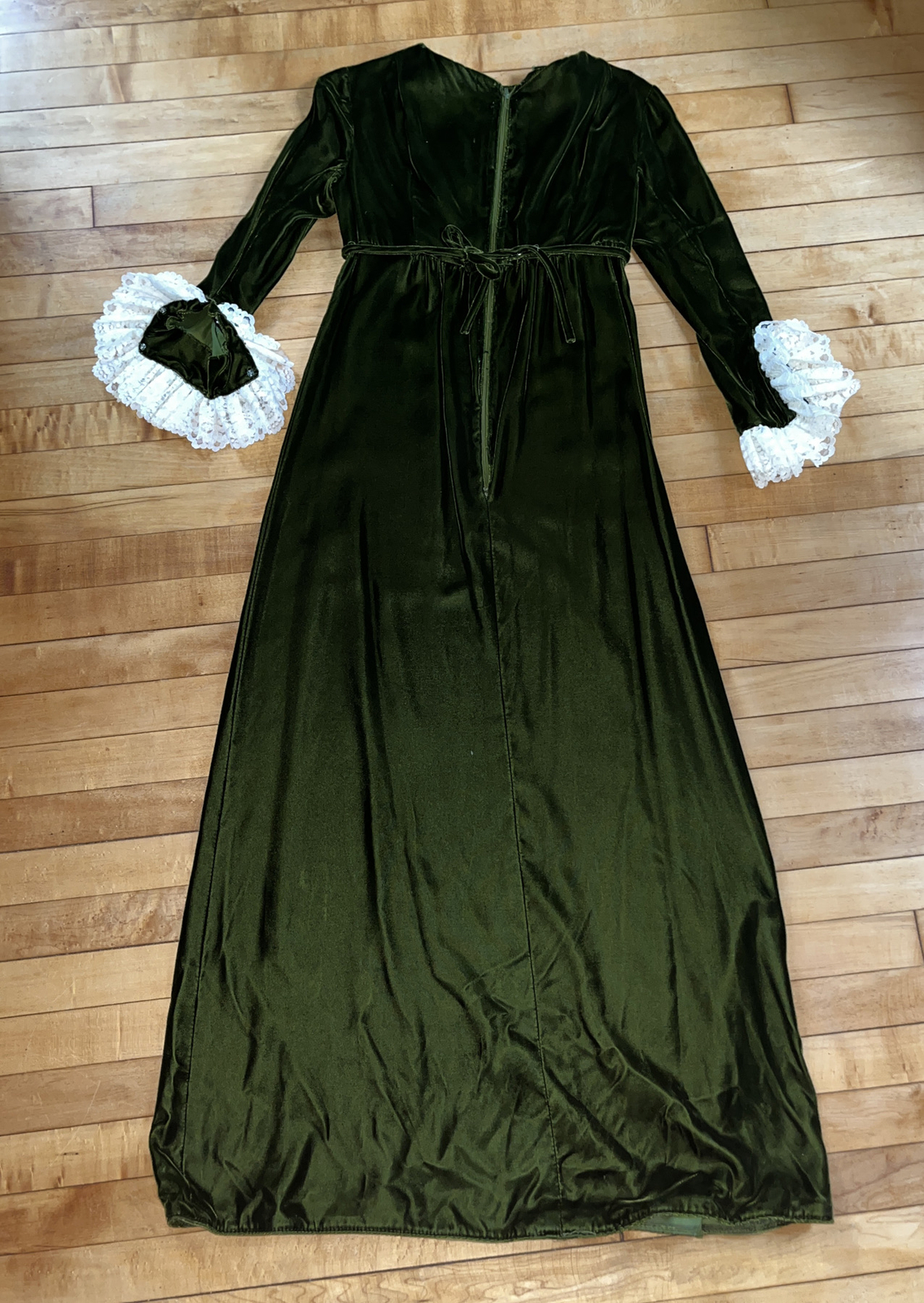 Vtg 1960’s Dress Lorie Deb Green Velvet And Lace Dress