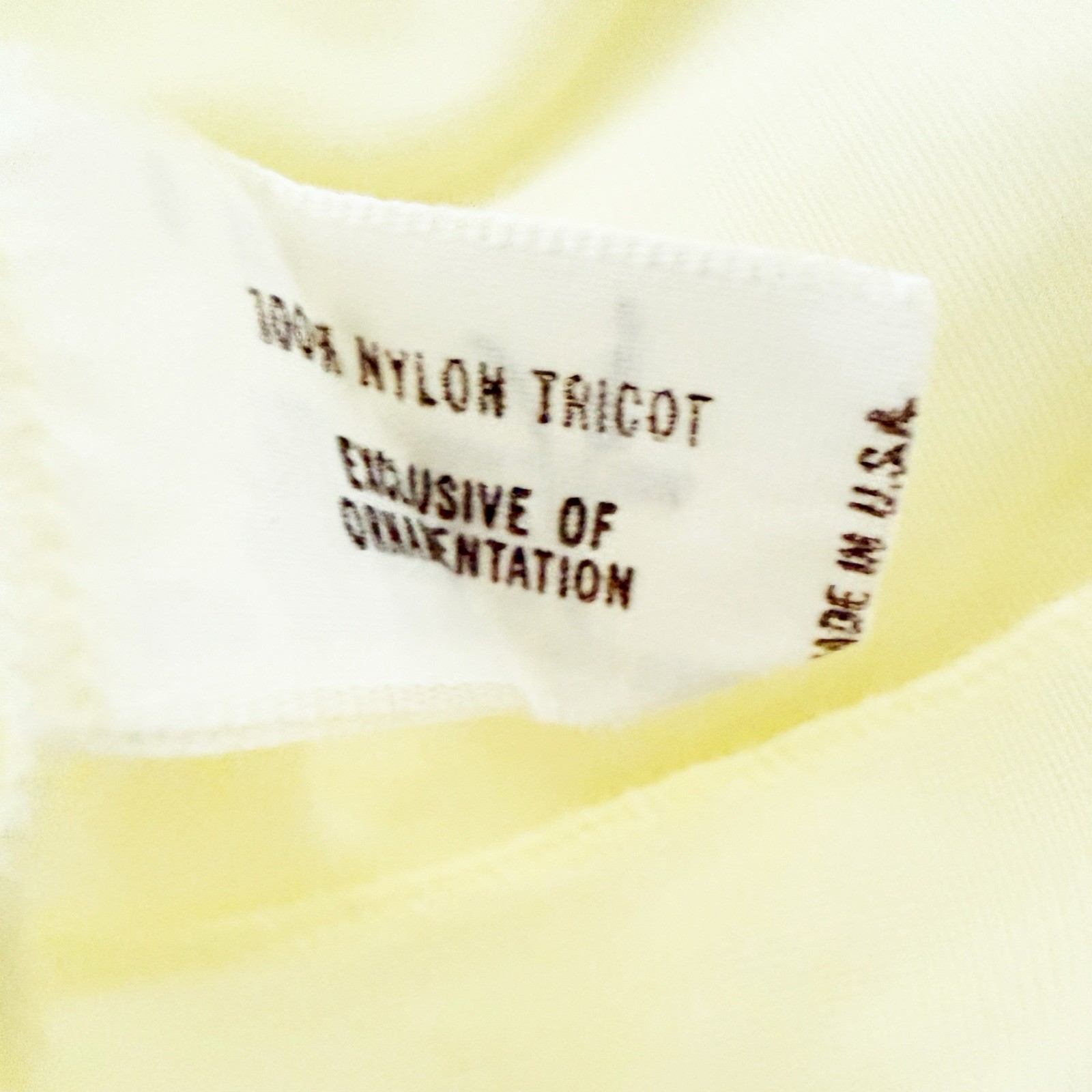 HOLLYWOOD VASSARETTE Lace + Nylon Nightgown Robe Peignoir Set Yellow – S Small