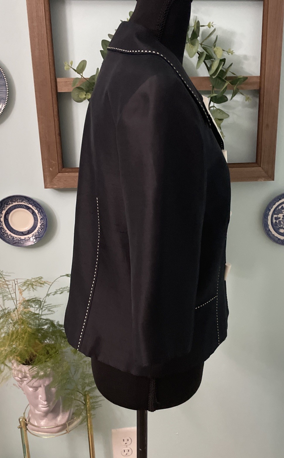90’s Shomi By Miller Shor 100% Silk Cropped Blazer 10 ( Liner Polyester)