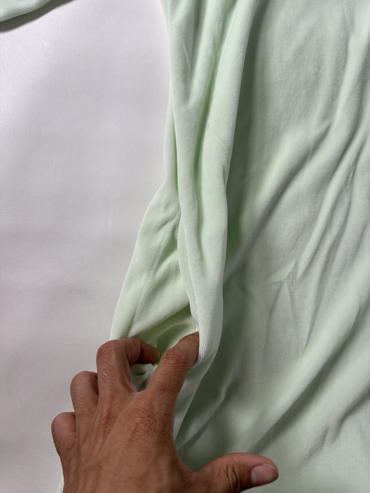 Vintage Shadowline Robe Velour Roses Mint Green Size M Zip-Up Housecoat