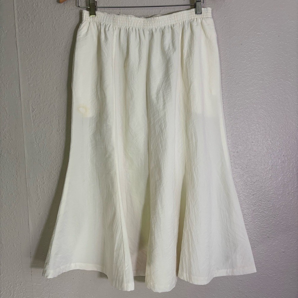 2 Piece Short Sleeve Embroidered Yolk Top and Skirt Set Size Medium 80s Vintage