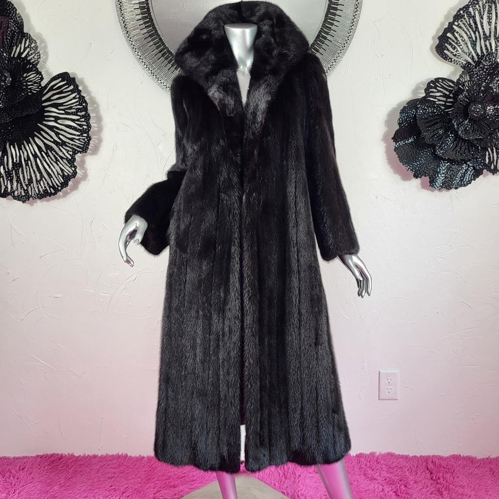 PARISIAN FURS~M/L~STUNNING VINTAGE BLACK GENUINE REAL FULL LENGTH MINK FUR COAT