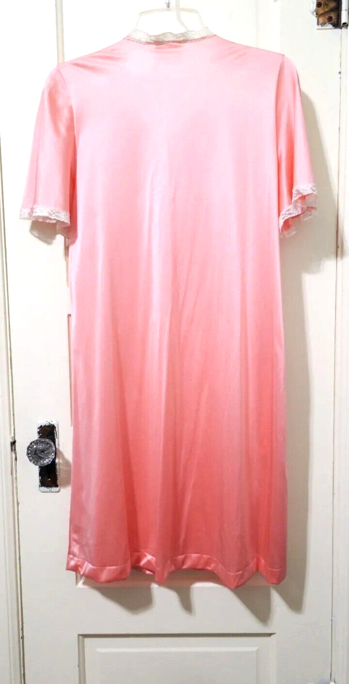 NEW VTG JC Penney SILKY Button Robe Housecoat Petite S M L Night Blossom Peach