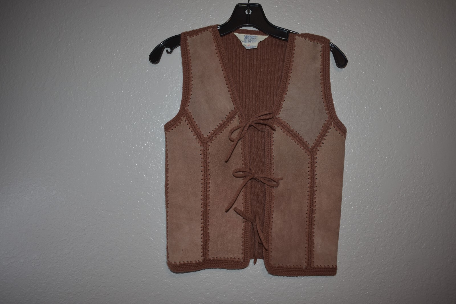 Vintage Modern Junior 1970’s Leather/Suede and Crochet Vest and skirt set Size