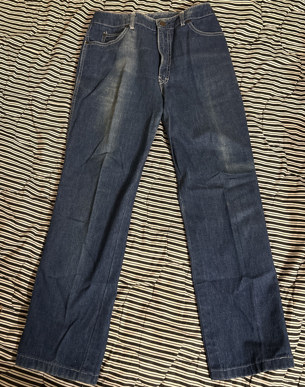 Vintage Calvin Klein 1970s Women’s Size 12 Distressed Blue Jeans 28 x 29 NICE