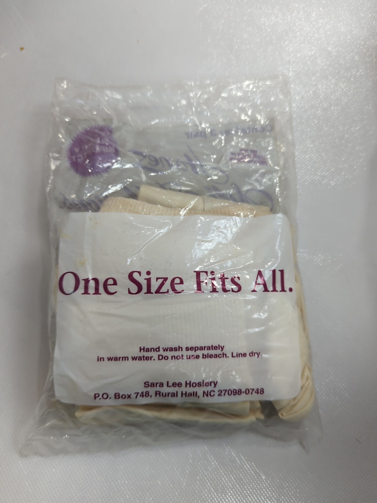 Hanes Silk Reflections Light Opaque Knee Highs 3 Pairs Soft Touch Rare Vintage