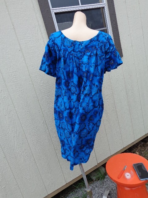 Nos Hawaiian 1960’s Cotton Muu Muu Lounging Summer House Dress Charmode Blue Gld
