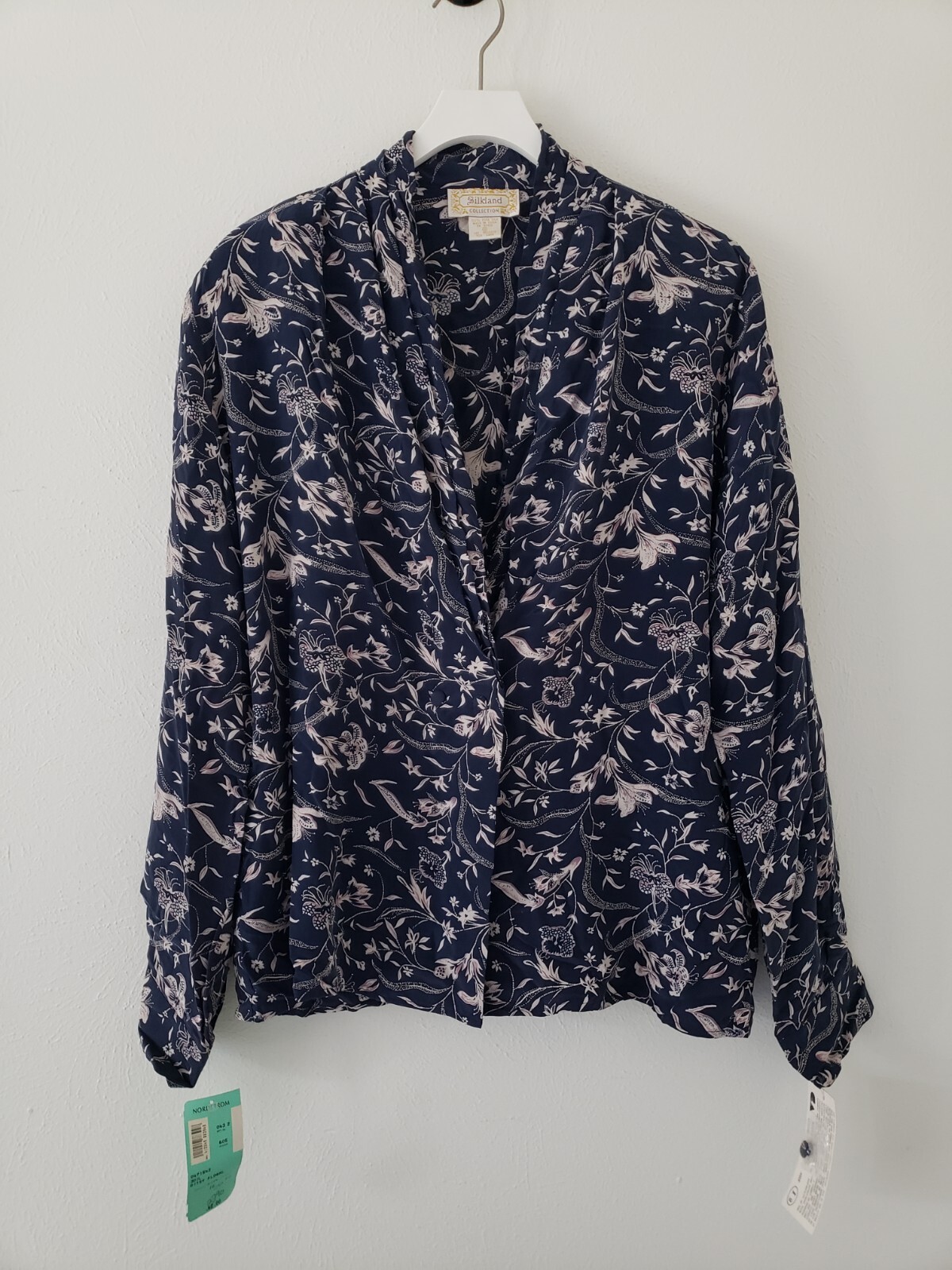 Silkland Vintage Size 10 Crossover Silk Blouse Blue White Floral Long Sleeve NWT
