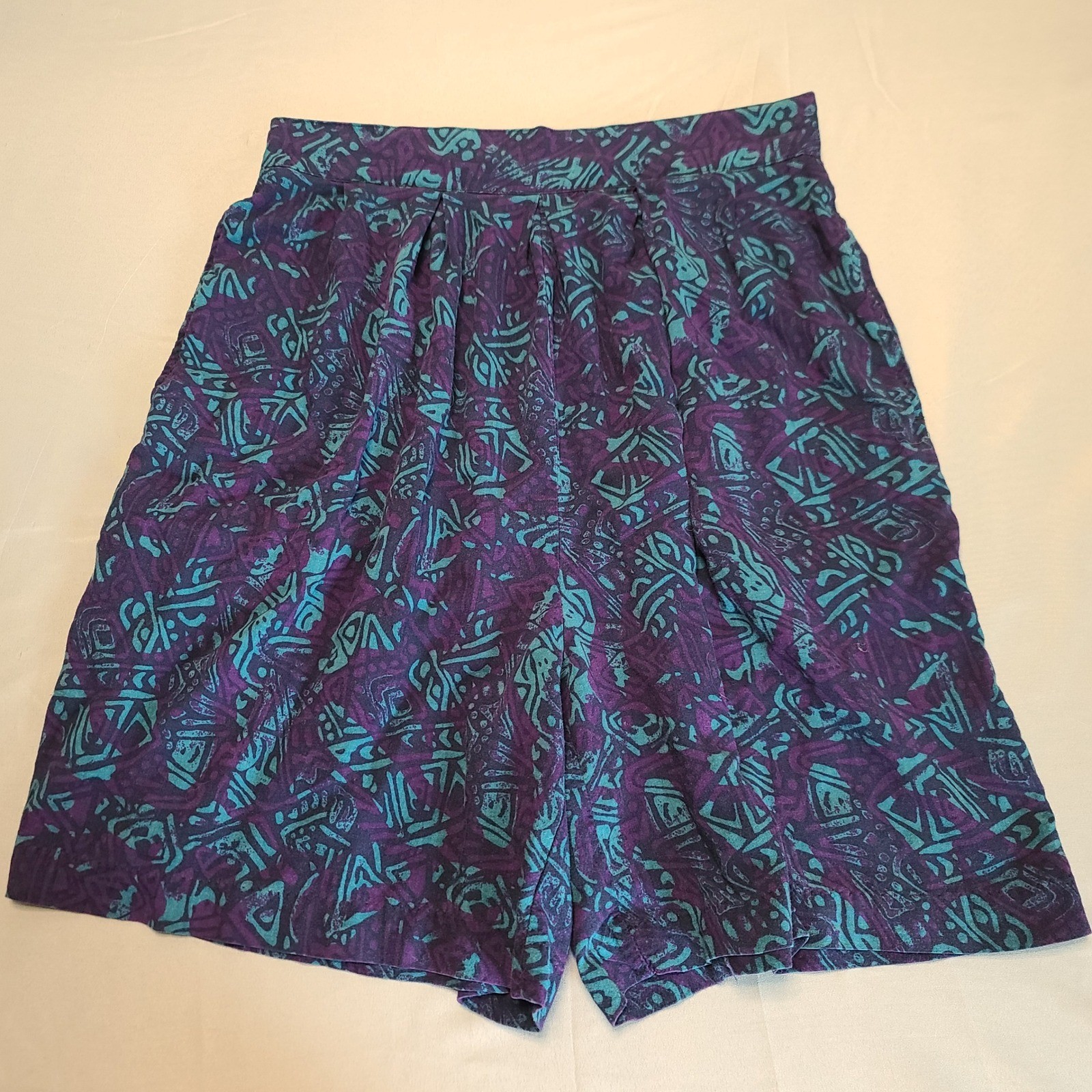 Maggie Lawrence Sport Shorts Womens Medium Purple Teal Geometric Tribal Vintage