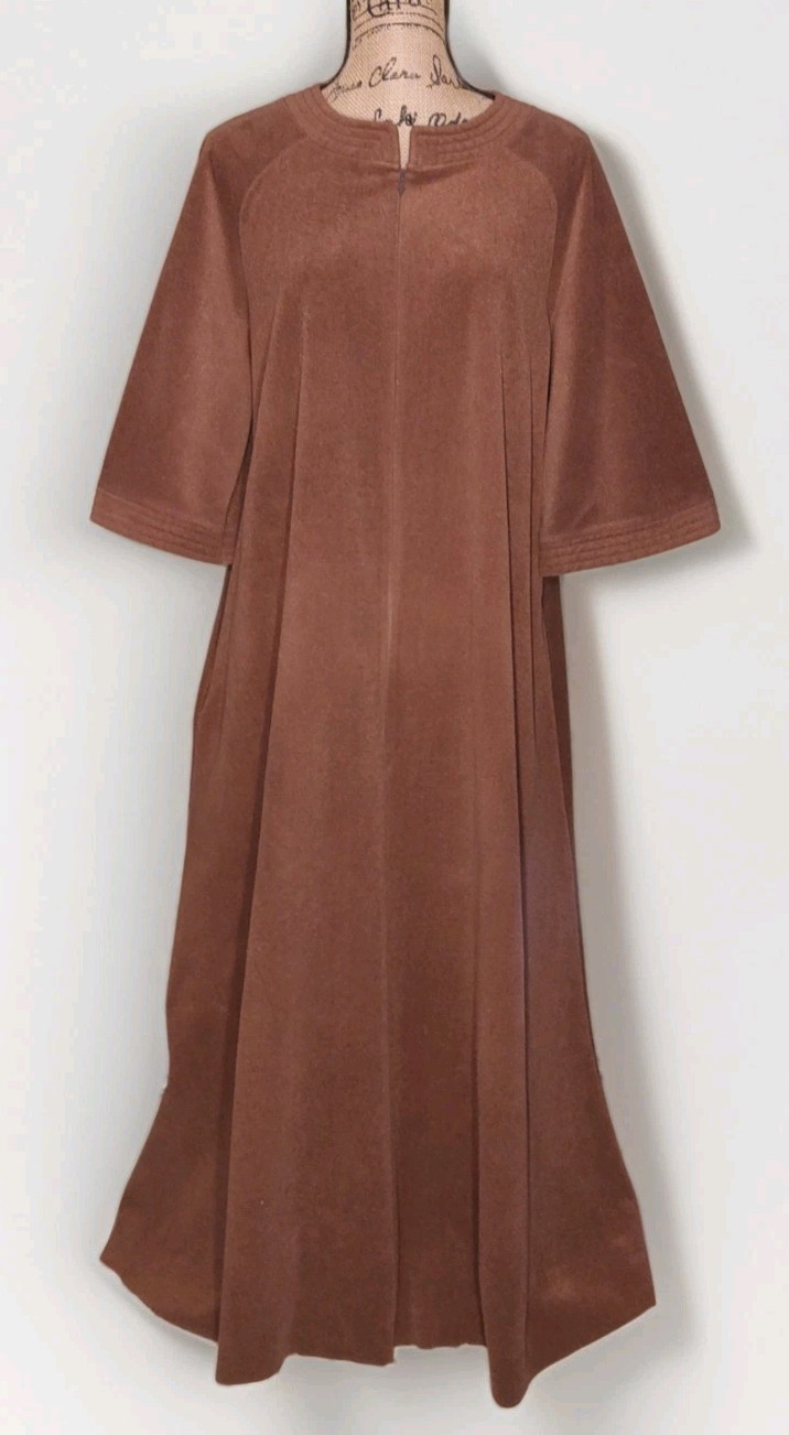 Vintage Vanity Fair – Short Sleeve Cocoa 3/4 Zip A-Line Robe – Women’s Large