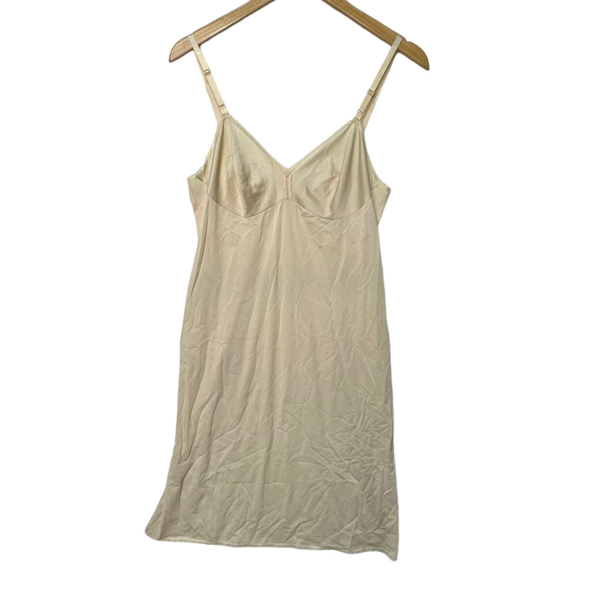 Vintage Vanity Fair Full Slip Cream Silky Nylon Sz 36 Lace Trim 40” Long Ivory