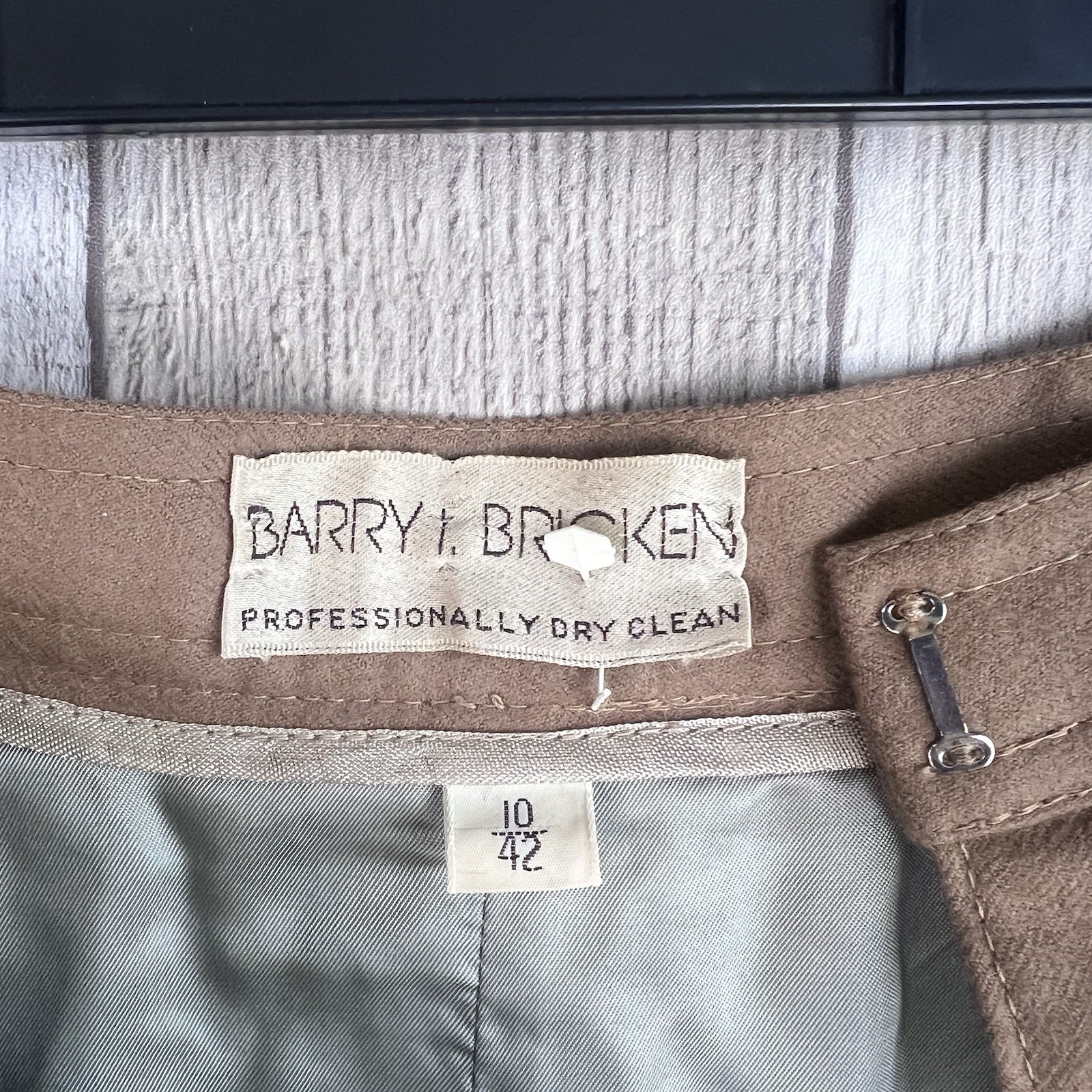 Vintage Barry Bricken Women Wool Skirt Suit Set Size 10 Tan Pleated Union USA