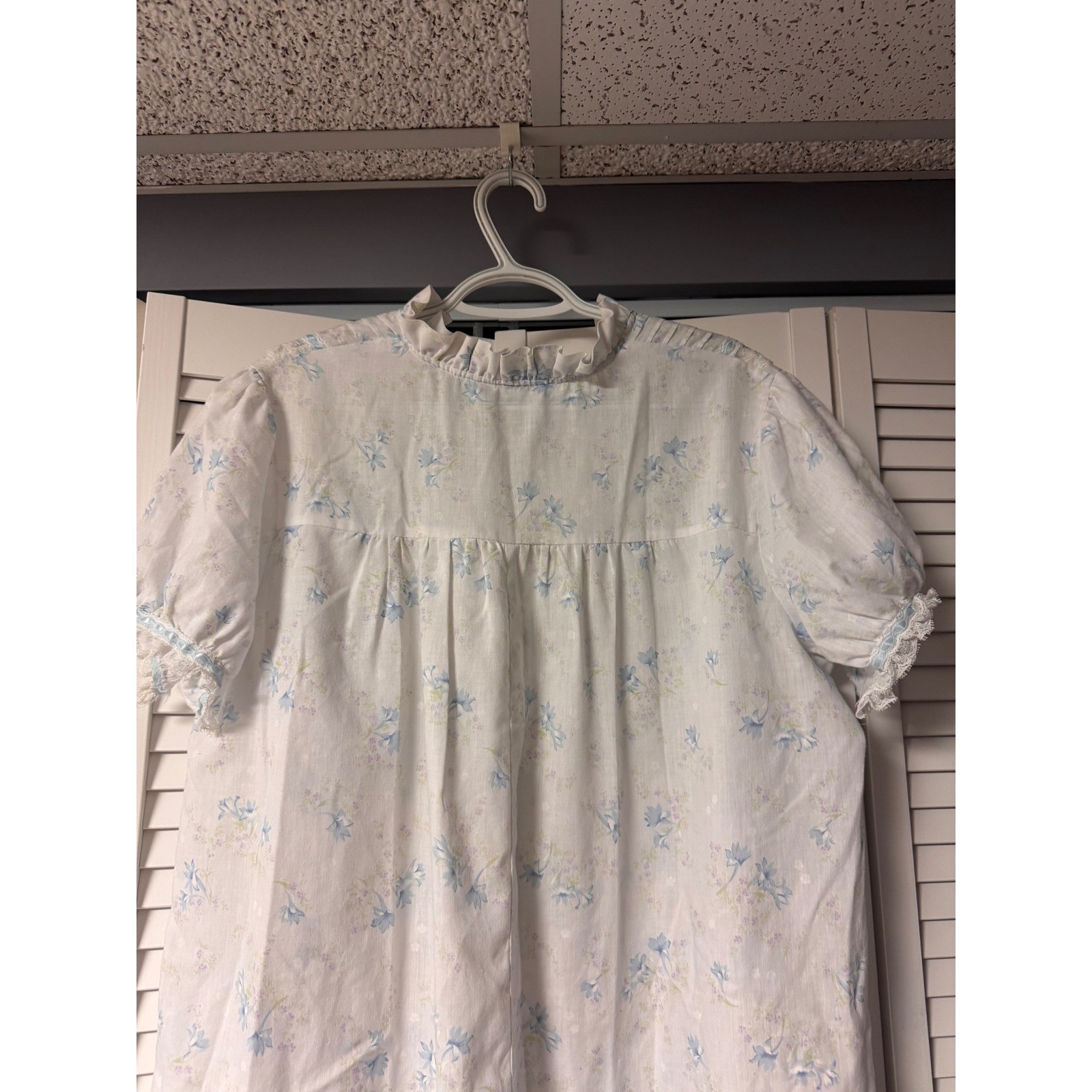 Vintage Lewis Frimel Floral Nightgown Women’s Blue White Cottagecore Prairie Lg